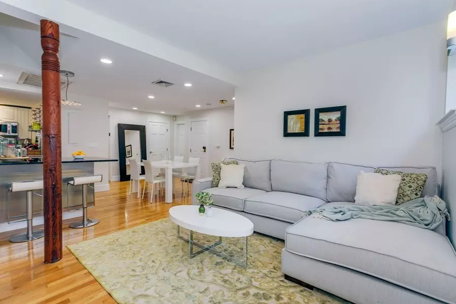 120 Norway St #11, Boston, MA 02115