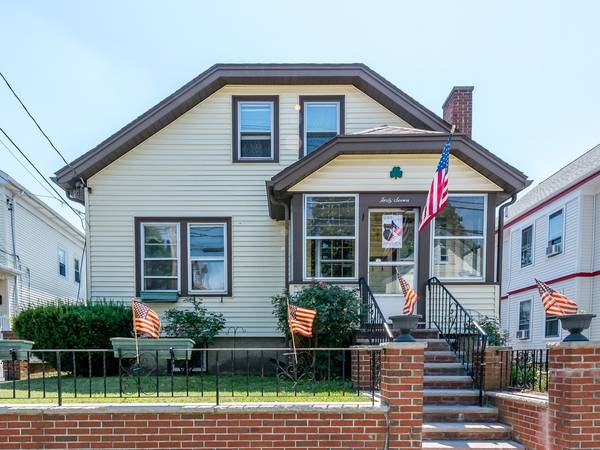 47 Derby St, Waltham, MA 02453