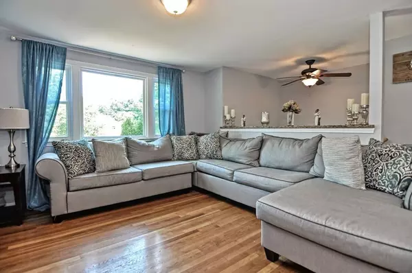 Norton, MA 02766,8 Boutas Dr