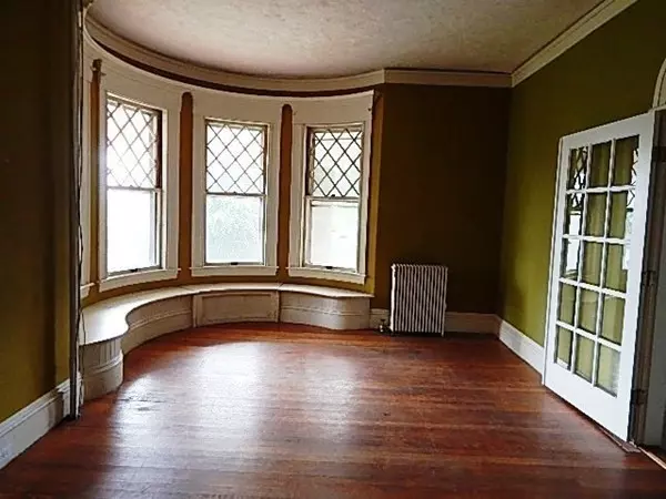 Fitchburg, MA 01420,60 View Street