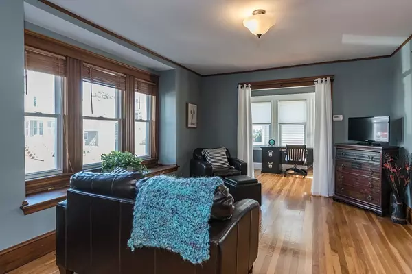 Arlington, MA 02474,12-14 Pondview Rd #1