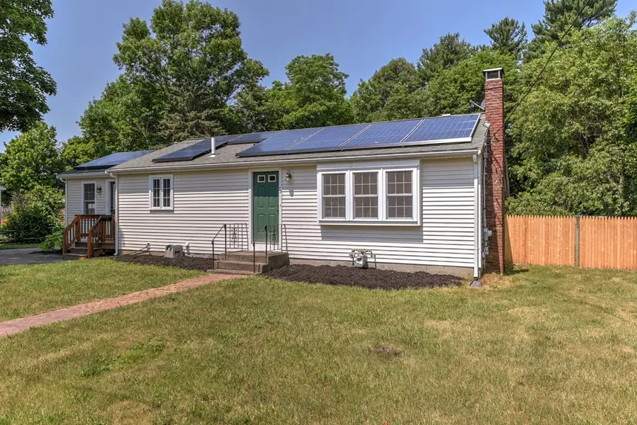 23 Damon Rd, Rockland, MA 02370