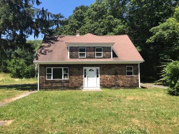 97 Middleboro Rd, Freetown, MA 02717