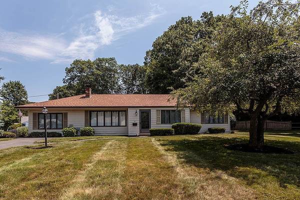 43 Wethersfield Rd., Natick, MA 01760