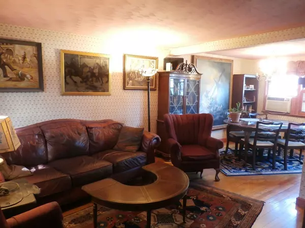 Malden, MA 02148,12 Newman Road #12