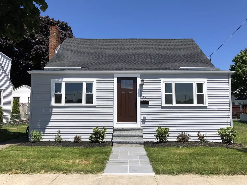 Hull, MA 02045,19 N St