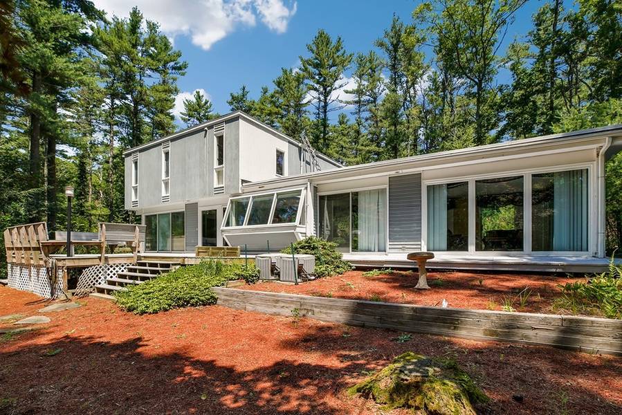 6 Mountain Rd/On Sharon Line, Easton, MA 02356