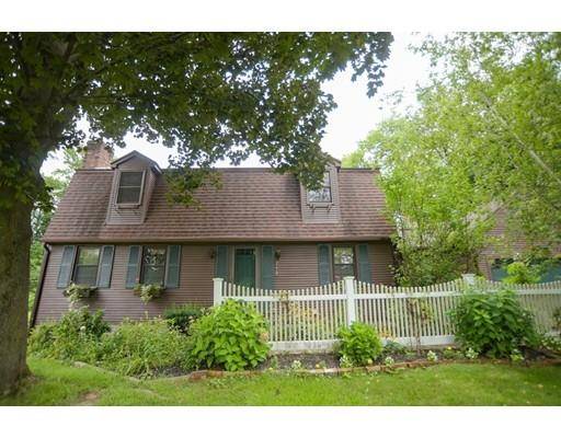 212 Ely Avenue, West Springfield, MA 01089