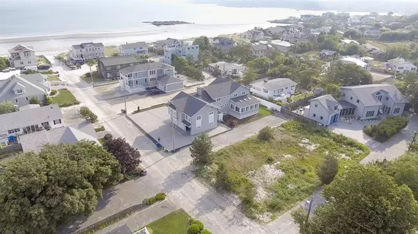 Gloucester, MA 01930,13 Sleepy Hollow Rd