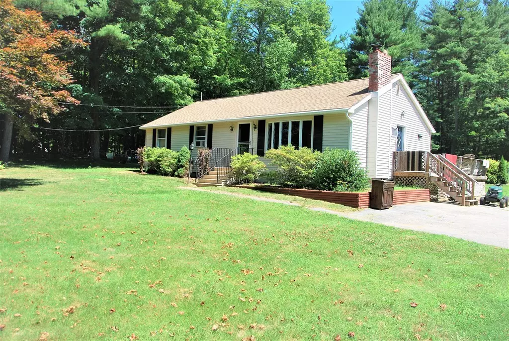 Brookfield, MA 01506,40 Quaboag St