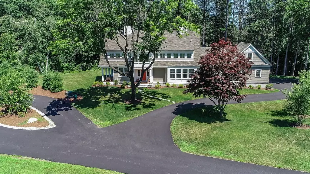 Lincoln, MA 01773,120 Lexington