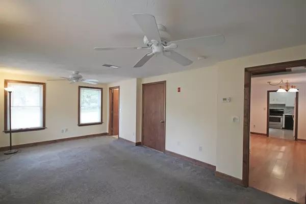 Maynard, MA 01754,16 Elm Ct