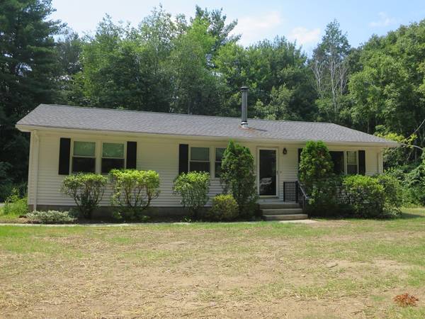 130 Town Farm Rd, Monson, MA 01057