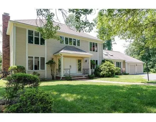 33 Goodmans Hill Rd, Sudbury, MA 01776