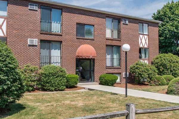 139 King St #306, Franklin, MA 02038