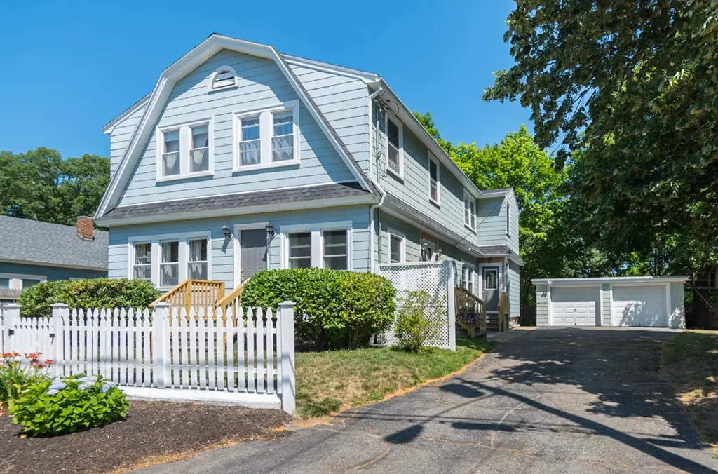 Andover, MA 01810,14 Juliette Street