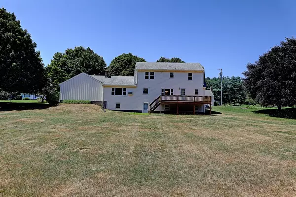 Cumberland, RI 02864,15 Barn