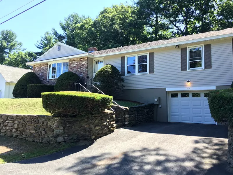 62 Martha St, Leominster, MA 01453