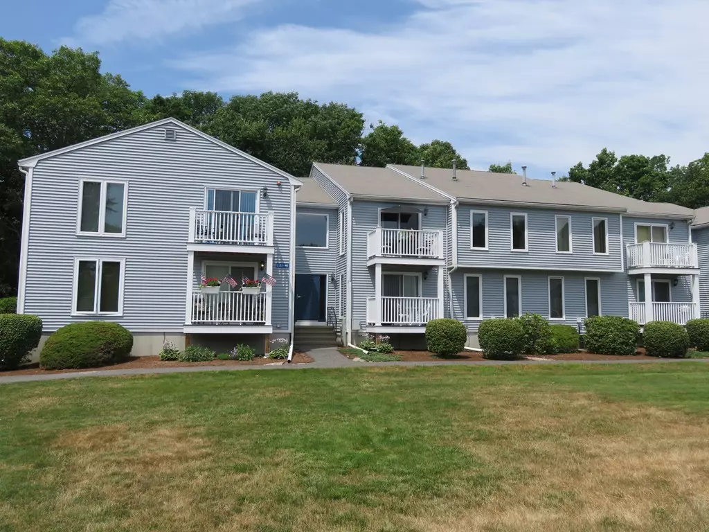 Taunton, MA 02780,144 Hart St #37