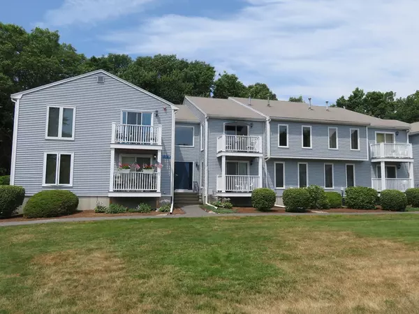 144 Hart St #37, Taunton, MA 02780