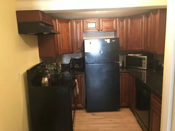 Pembroke, MA 02359,5 Dunn Ln