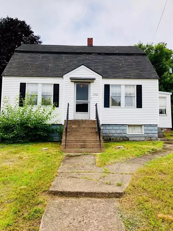 102 Pilling St, Haverhill, MA 01832