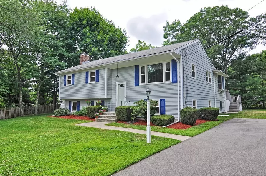 4 George St, North Attleboro, MA 02760