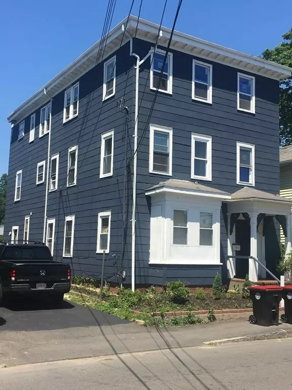 26 E Battles St, Brockton, MA 02301