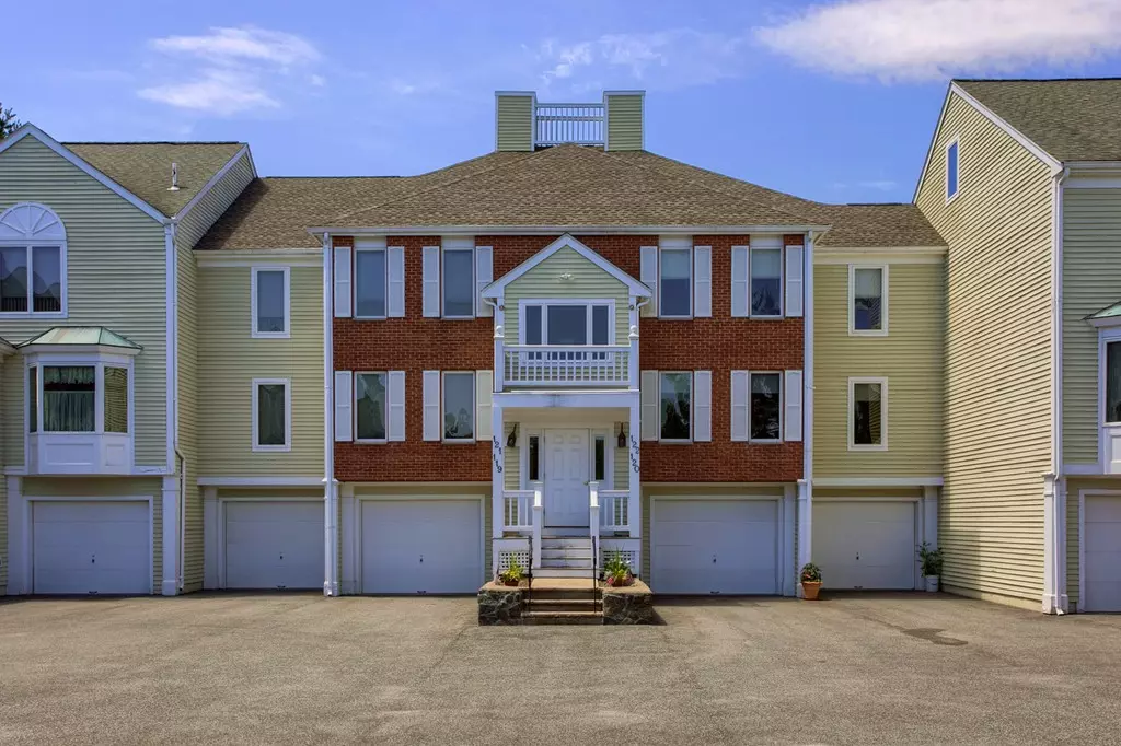 Danvers, MA 01923,120 Abington Rd #120