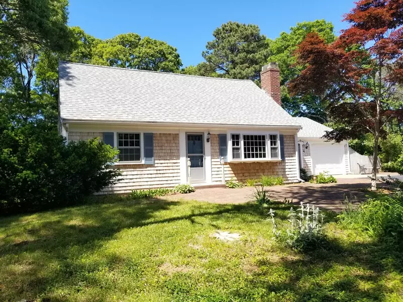 28 Saturn Ln, Yarmouth, MA 02664