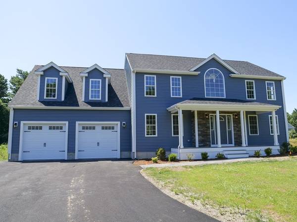 142 County St, Lakeville, MA 02347