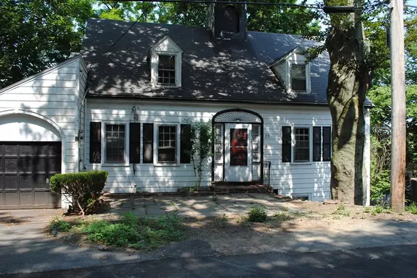 25 Weybridge Lane, Brookline, MA 02445