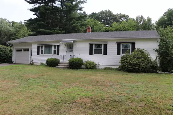 25 Redford Dr, Northampton, MA 01062