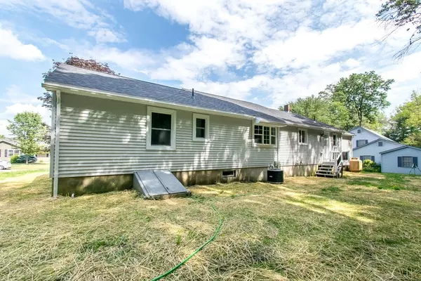 Ware, MA 01082,24 Berkshire Cir