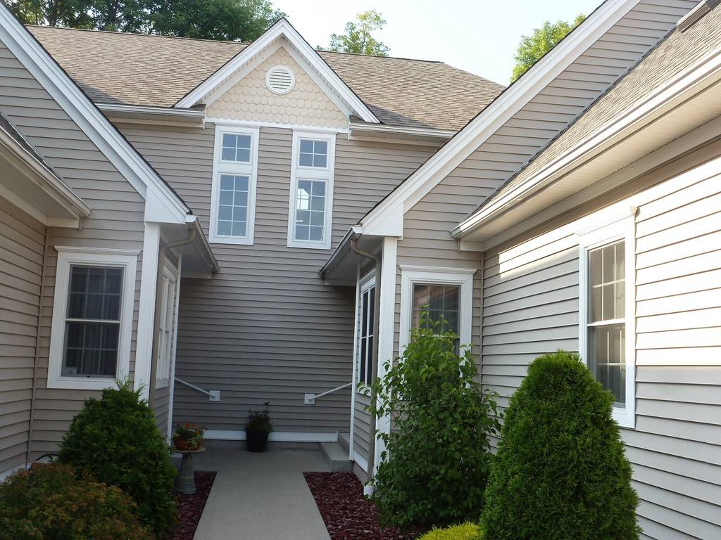 Belchertown, MA 01007,50 Center St #2