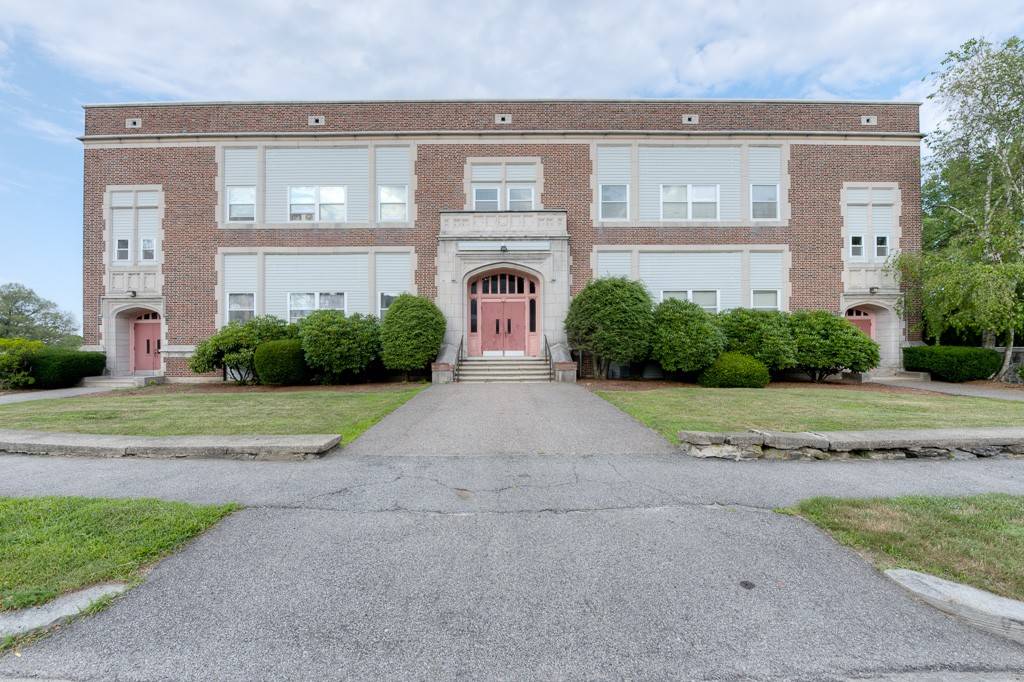 21 Middlesex Ave #304, Worcester, MA 01604