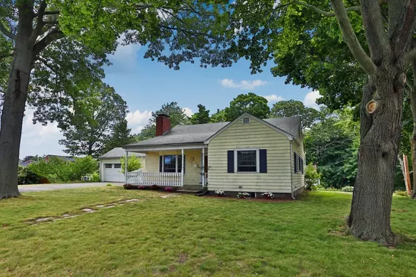 Lynnfield, MA 01940,4 Lake St