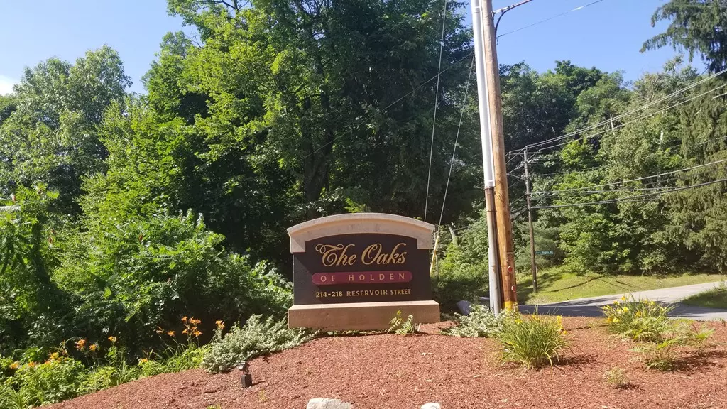 Holden, MA 01520,218 Reservoir St #218
