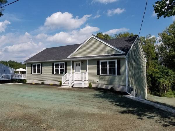 48 Alton Dr, Dudley, MA 01571