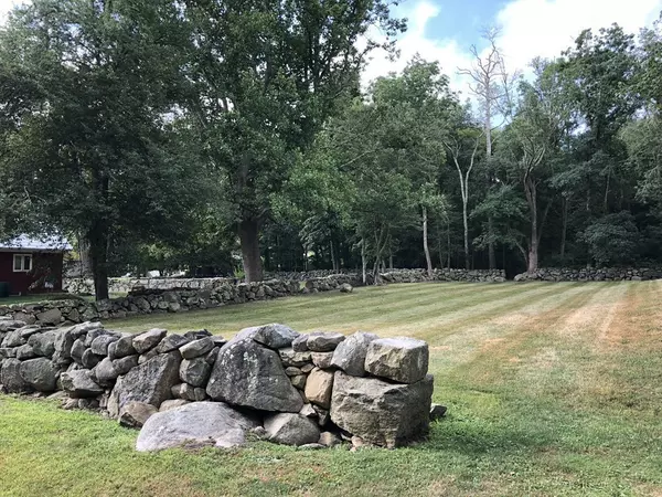 Westport, MA 02790,501 Main Road