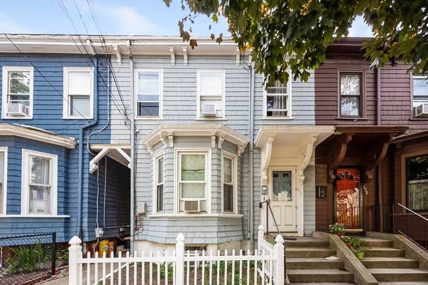 156 Pleasant St, Cambridge, MA 02139