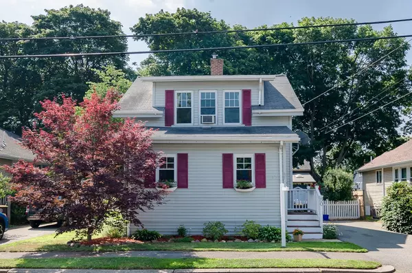 50 Fairlawn Rd, Weymouth, MA 02191