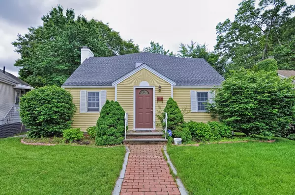 100 Charlemont St, Newton, MA 02461