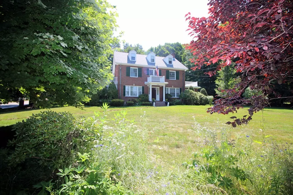 Framingham, MA 01701,349 Prospect St
