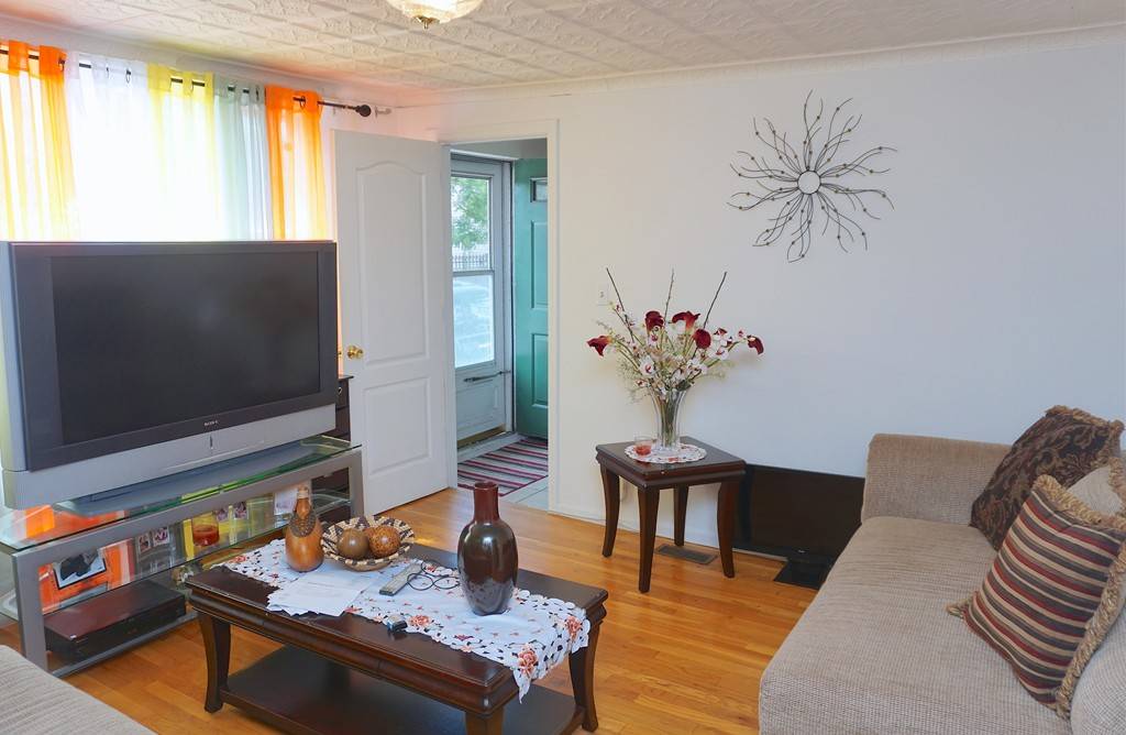 Lowell, MA 01852,18-20 North Street #B