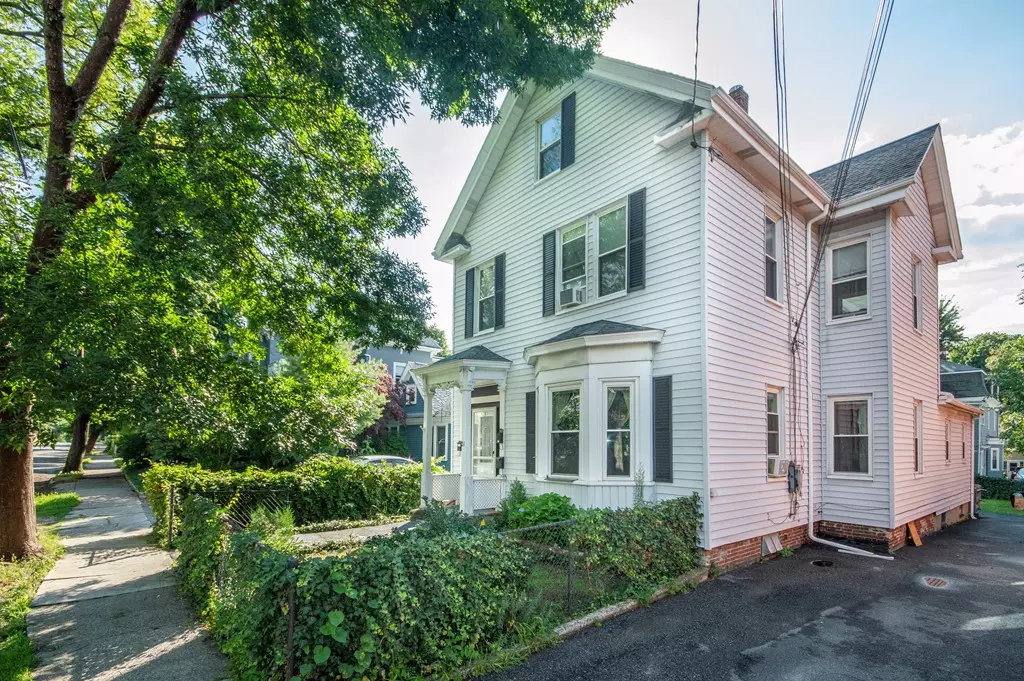 Arlington, MA 02474,21 Teel St