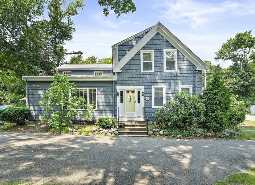 337 High St, Bridgewater, MA 02324