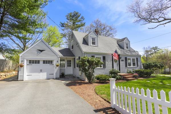 852 Summer Street, Lynnfield, MA 01940