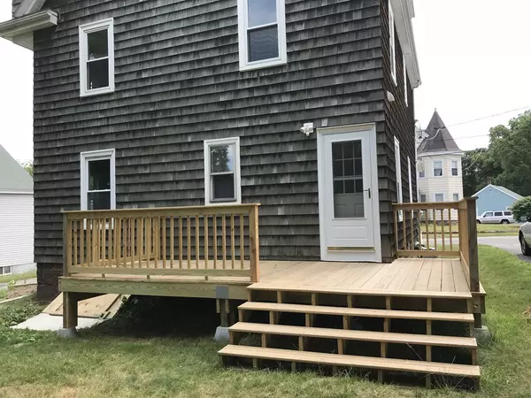 Taunton, MA 02780,29 Greylock Ave
