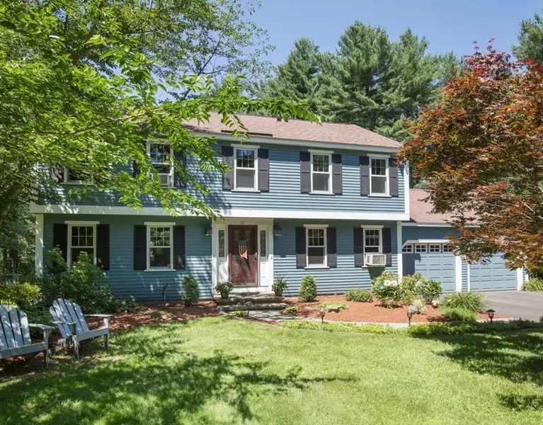 11 Fieldstone Drive, Westford, MA 01886